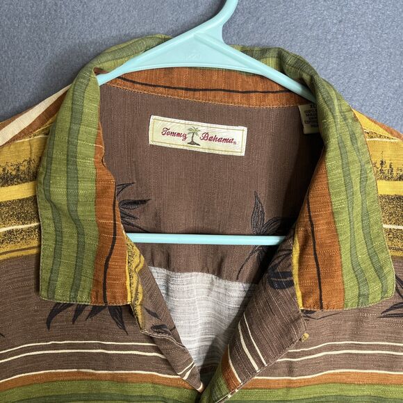 Tommy‎ Bahama Hawaiian Shirt Size XL Multicolor Floral 100% Silk Loop Collar - Picture 2 of 8